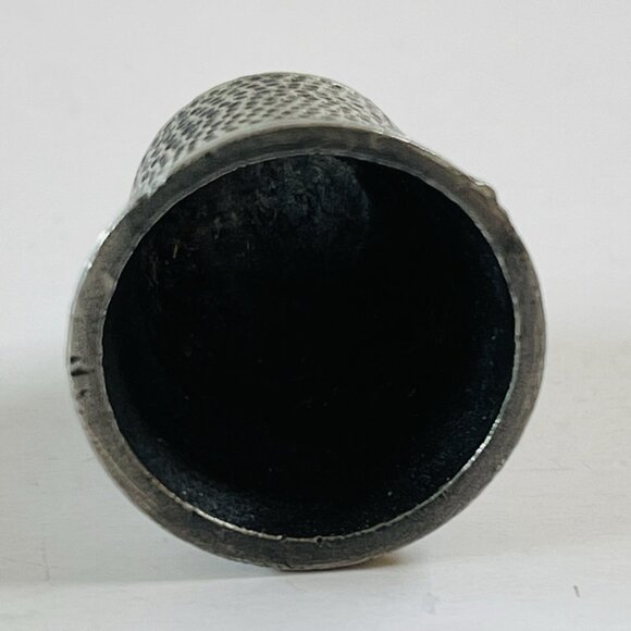 Sewing Quilting Thimble No Size Collectible Silver Tone California Bear Decor - Picture 7 of 7